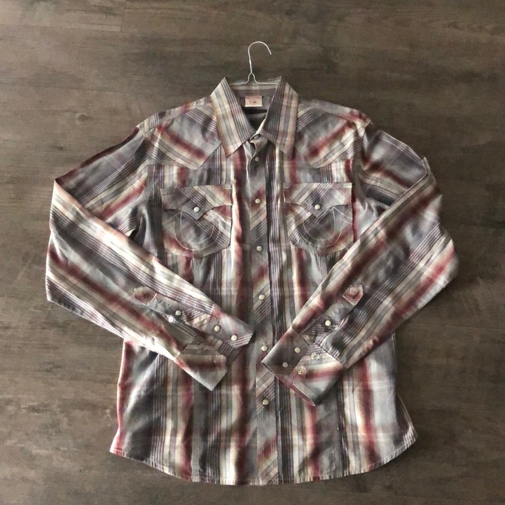Men’s True Religion button down long sleeve shirt